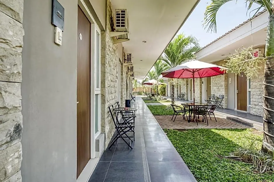 Sunshine Family Homestay Near Terminal 1 Juanda Airport-1